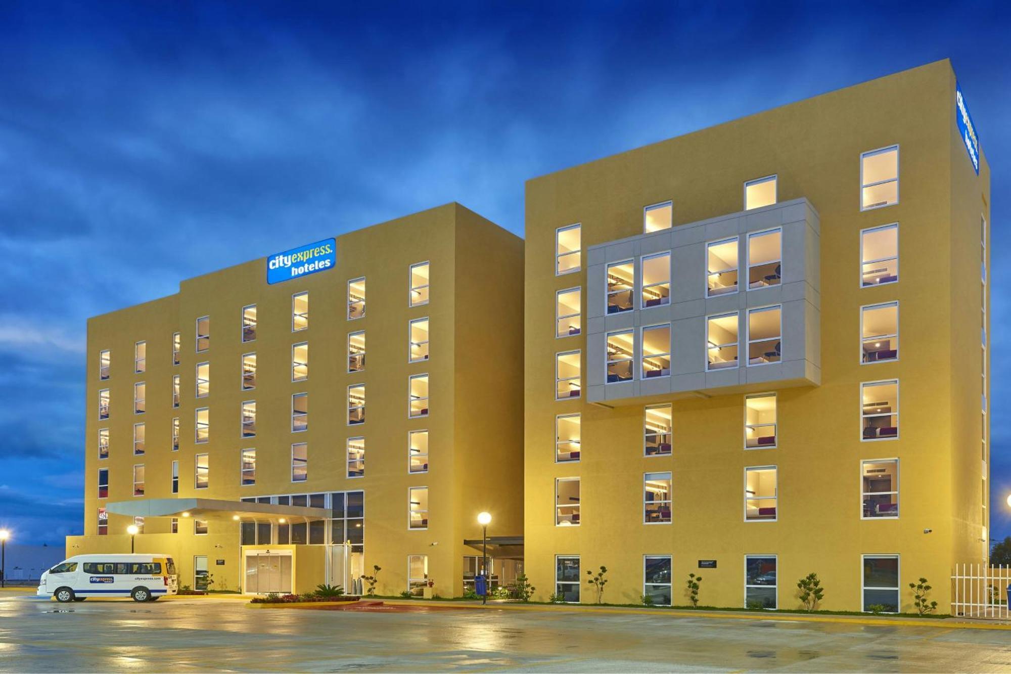 City Express By Marriott Comitan Luaran gambar